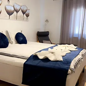 hotell-lamar.hotel-malmo.com/